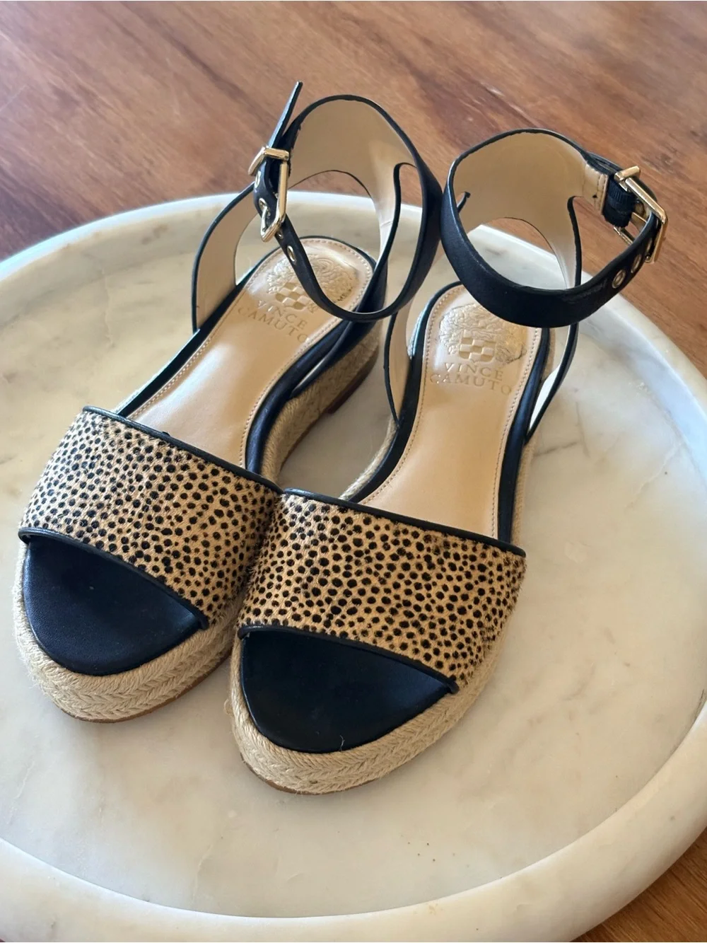 Vince‎ Camuto Black & Tan Leopard Espadrille calf fur Wedge Sandals